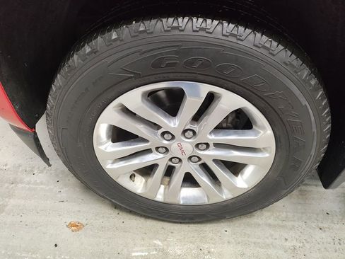 Used 2016 GMC Canyon SLT w/ Driver Alert Package image 16