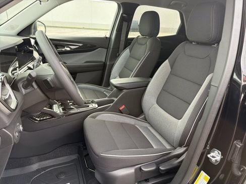 New 2026 Chevrolet TrailBlazer LT FWD image 11