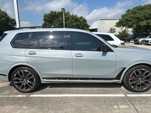 Used 2023 BMW X7 xDrive40i AWD/4WD image 7