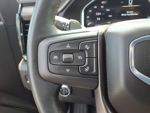 Used 2024 GMC Sierra 1500 AT4 w/ Technology Package AWD/4WD image 29
