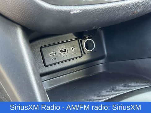 Used 2020 Chevrolet Equinox LT image 7