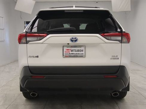 Used 2024 Toyota RAV4 XLE w/ Weather Package AWD/4WD image 8