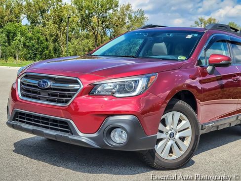 Used 2018 Subaru Outback 2.5i Premium AWD/4WD image 2