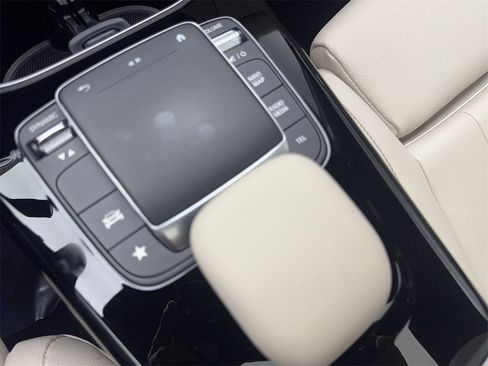 Used 2022 Mercedes-Benz CLA 250 CLA 250 image 66