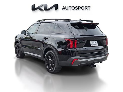 Certified 2025 Kia Sorento SX Prestige AWD/4WD image 10