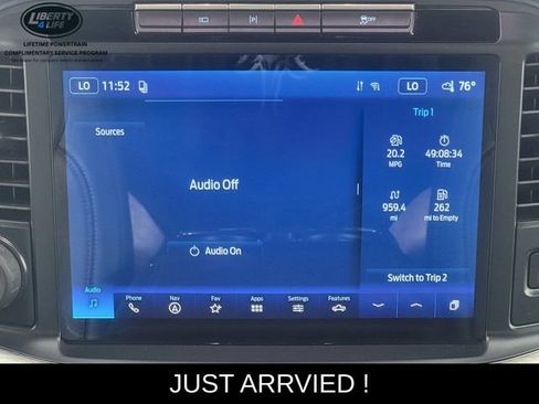 Used 2022 Ford F150 Lariat w/ Equipment Group 502A High AWD/4WD image 21