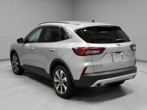 Used 2023 Ford Escape Platinum AWD/4WD image 9