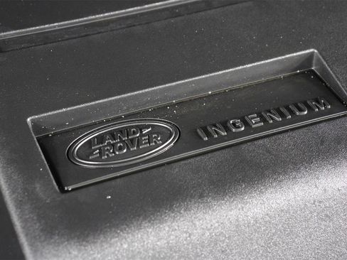 Used 2022 Land Rover Defender 110 X-Dynamic SE image 25