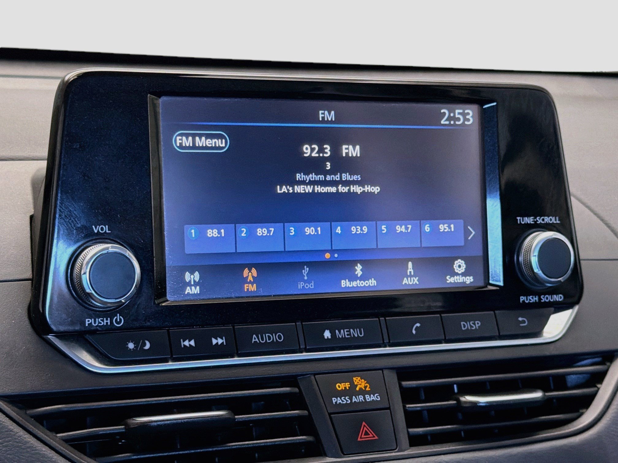 Used 2023 Nissan Altima 2.5 S FWD image 9