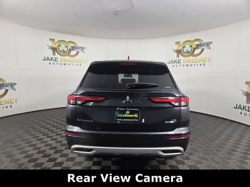 New 2025 Mitsubishi Outlander SE image 6