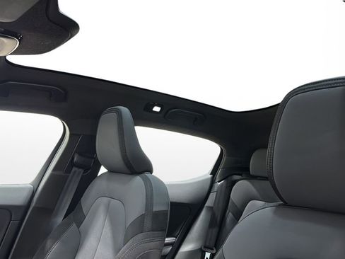 Used 2024 Polestar Polestar 2 AWD/4WD image 41
