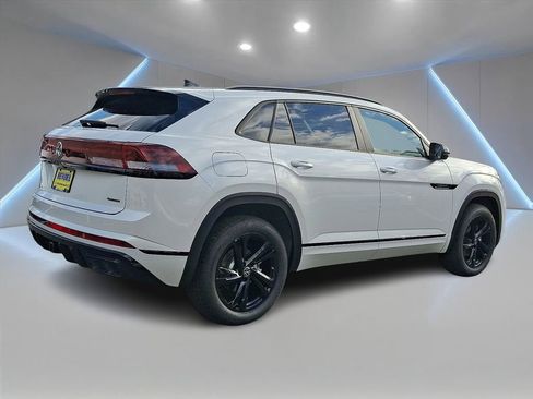 New 2026 Volkswagen Atlas Cross Sport SEL R-Line AWD/4WD image 3