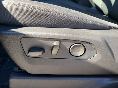 New 2026 Chevrolet Silverado 1500 LT image 18