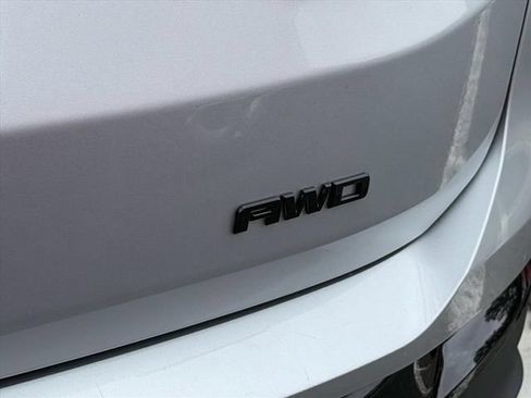 Used 2021 GMC Terrain SLE w/ Driver Convenience Package AWD/4WD image 13