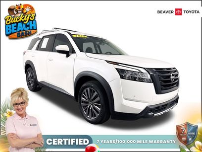 Used 2023 Nissan Pathfinder SL w/ SL Premium Package