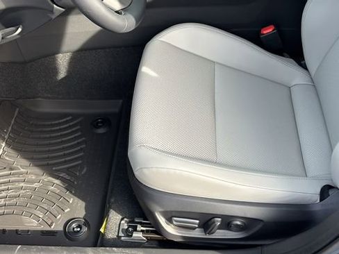 New 2026 Toyota Prius XLE image 28