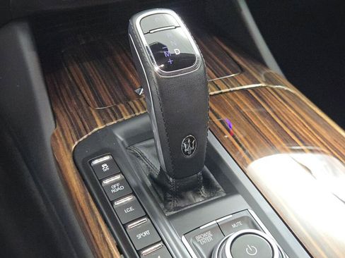 Used 2021 Maserati Levante GranSport AWD/4WD image 30