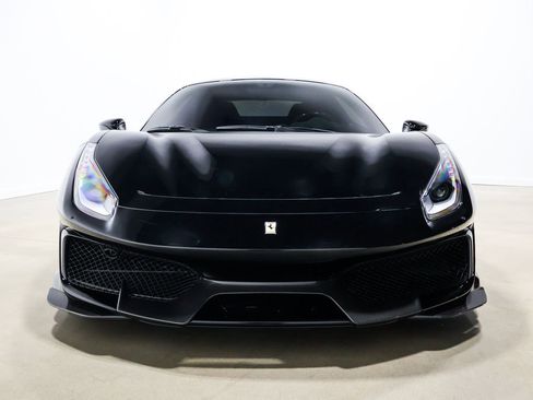 Used 2020 Ferrari 488 Pista image 31