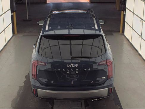 Used 2025 Kia Telluride S image 10