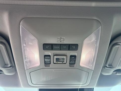 Used 2023 Toyota RAV4 XLE Premium AWD/4WD image 33
