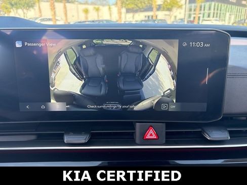 Certified 2025 Kia Carnival SX Prestige image 40