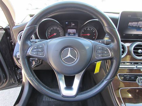 Used 2015 Mercedes-Benz C 300 4MATIC Sedan image 9