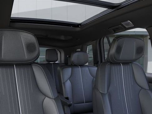 New 2026 Cadillac Vistiq Sport w/ LPO, Floor Liner Package AWD/4WD image 39