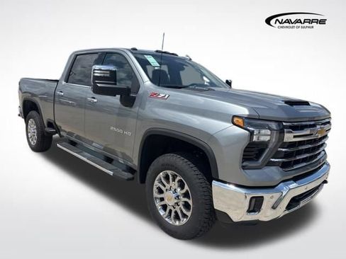 New 2026 Chevrolet Silverado 2500 LTZ w/ LTZ Premium Package AWD/4WD image 1
