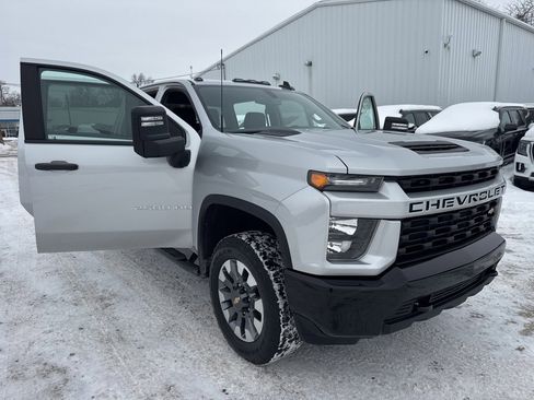 Used 2022 Chevrolet Silverado 2500 Custom w/ Custom Value Package image 43