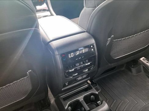 Used 2022 Jeep Grand Cherokee L Laredo AWD/4WD image 33