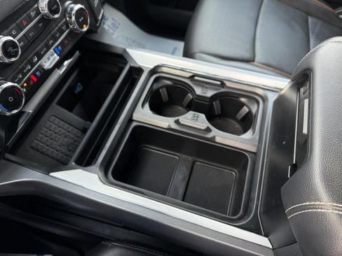 Used 2025 Ford F450 Lariat w/ FX4 Off-Road Package image 22