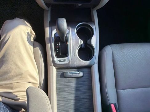 Used 2017 Honda Ridgeline RTS image 16