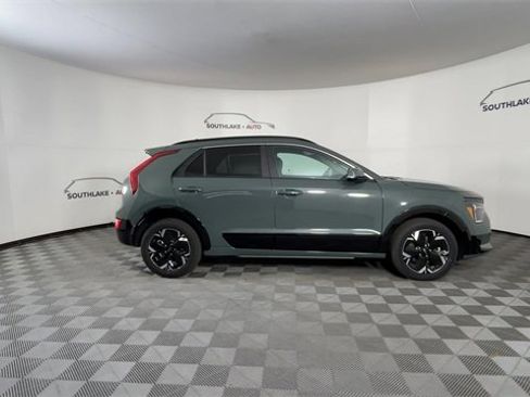 New 2025 Kia Niro Wind w/ Wind Preserve Package image 9