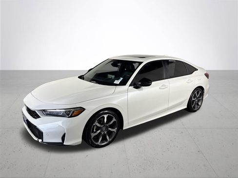 Used 2025 Honda Civic Sport Touring image 2