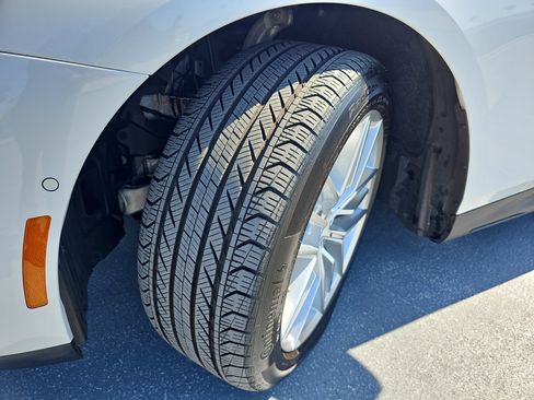 Used 2024 BMW 540i xDrive w/ Convenience Package image 33