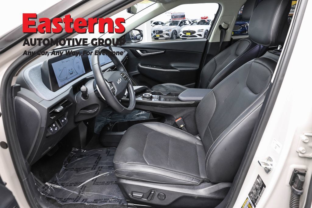 Used 2023 Kia EV6 Wind AWD/4WD image 14