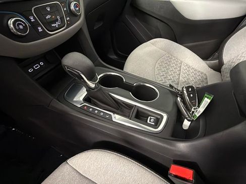 Used 2024 Chevrolet Equinox LS w/ LS Convenience Package image 22