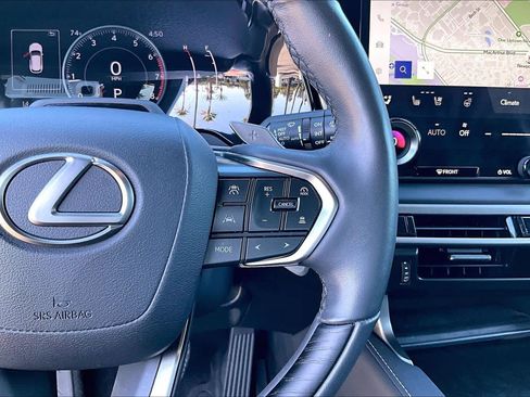Used 2024 Lexus RX 350 Premium w/ Convenience Package FWD image 23