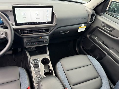 New 2025 Ford Bronco Sport Outer Banks image 12