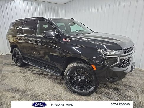 Used 2021 Chevrolet Tahoe Z71 w/ Z71 Signature Package AWD/4WD image 9