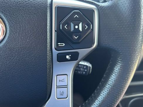 Used 2021 Toyota 4Runner SR5 Premium w/ Moonroof Package AWD/4WD image 21