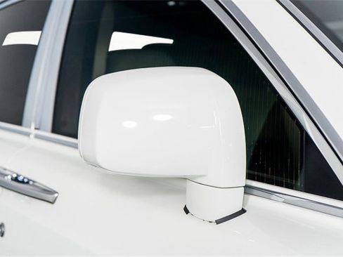 Used 2016 Rolls-Royce Phantom Sedan image 26