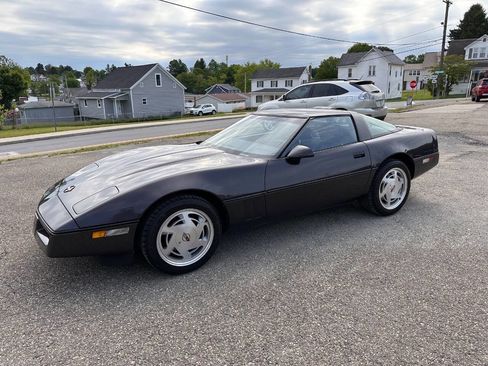 Used 1989 Chevrolet Corvette Coupe RWD image 1
