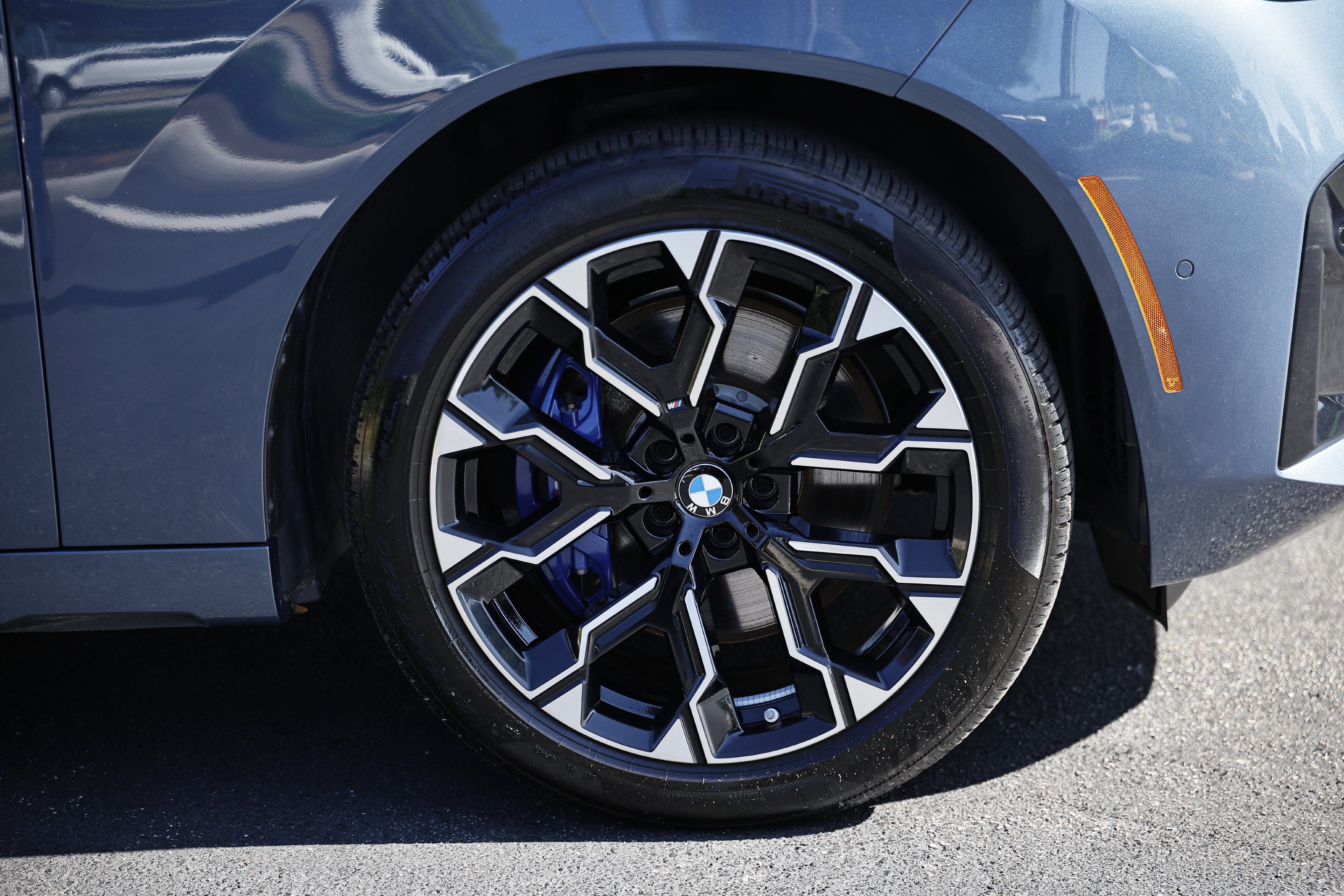 Used 2025 BMW X3 M50 AWD/4WD image 4