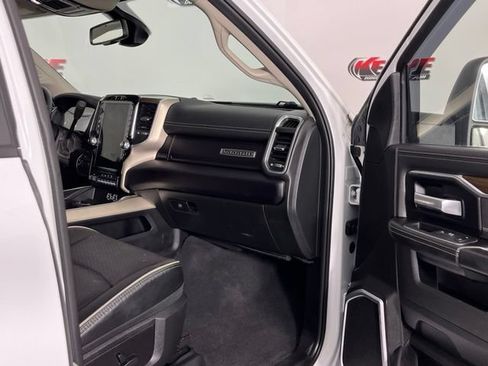 Used 2023 RAM 3500 Laramie AWD/4WD image 29