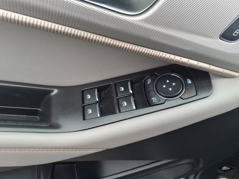 Used 2025 Ford Explorer Active w/ Active Comfort Package image 20