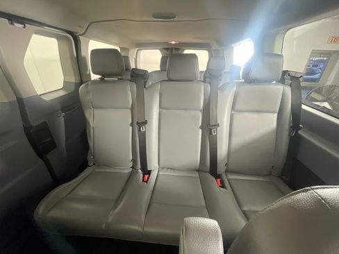 Used 2017 Ford Transit 150 XL image 23