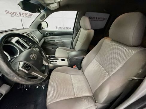 Used 2013 Toyota Tacoma 4x4 Double Cab w/ SR5 Pkg image 19