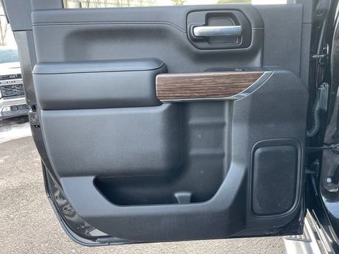 Used 2023 Chevrolet Silverado 2500 High Country image 26