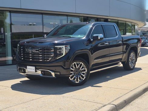 Used 2024 GMC Sierra 1500 Denali Ultimate AWD/4WD image 1